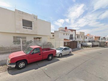 BONITA CASA EN VENTA, GRAN OPORTUNIDAD DE COMPRA!!