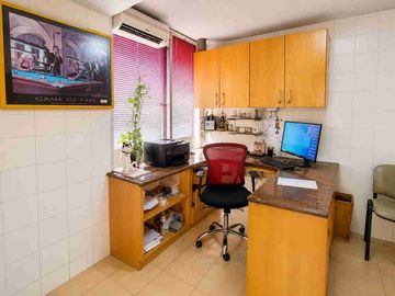 OFICINA 117 m² EN VENTA EN PROVIDENCIA | CENTRO MÉDICO | 4 PRIVADOS | 3 BAÑOS | ESTACIONAMIENTO