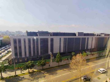 OFICINA 117 m² EN VENTA EN PROVIDENCIA | CENTRO MÉDICO | 4 PRIVADOS | 3 BAÑOS | ESTACIONAMIENTO