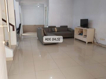 Disewakan Cepat Rumah 2 Lantai illago Gading Serpong