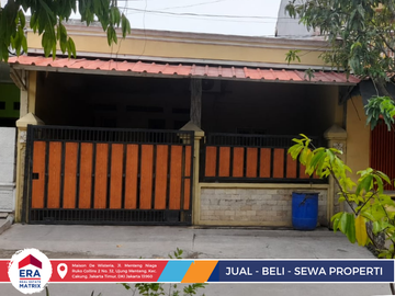 Jual Rumah Strategis di Setiamulya Tarumajaya Bekasi, Rumah 1 Lantai 3 KT, LT 96m², SHM, Harga 550 Juta