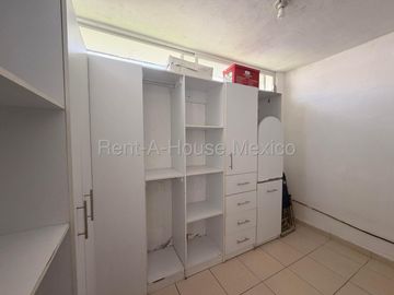 Casa amueblada en renta con 3 Hab, 3 Baños en el Mirador, Queretaro, Mexico.