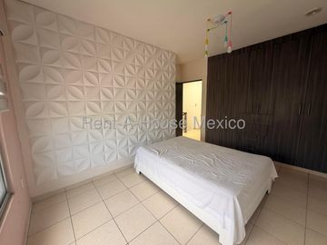 Casa amueblada en renta con 3 Hab, 3 Baños en el Mirador, Queretaro, Mexico.