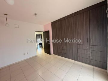 Casa amueblada en renta con 3 Hab, 3 Baños en el Mirador, Queretaro, Mexico.