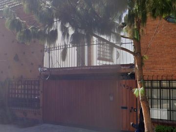 CASA EN VENTA 3 RECAMARAS, CALLE NICOLAS SAN JUAN, COL.DEL VALLE CENTRO, BENITO JUAREZ, CDMX.