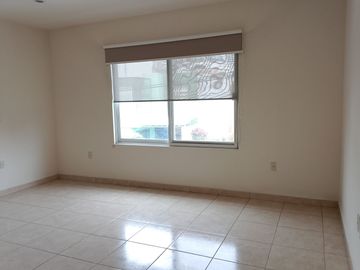 Rento Casa Col. Carretas Querétaro