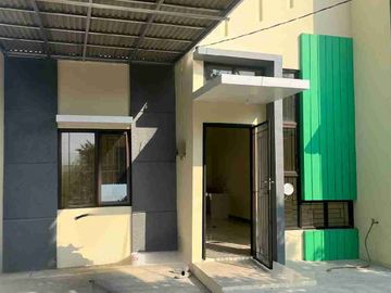 unit bagus siap huni rumah baru cat ulang di green ara harapan indah bekasi
