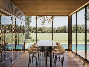 Casa con alberca privada, doble altura, casa club, Yucatán Country Club, en venta