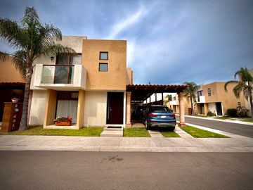 Casa en Venta en Puerta Real II en Esquina