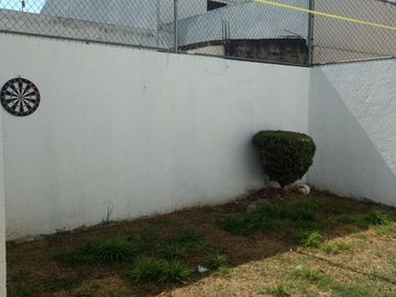 CASA EN RENTA AMPLIA EN FRACC TEJEDA