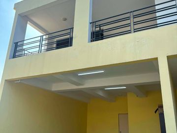 FOR LEASE – LUXURIOUS 5-BEDROOM HOUSE