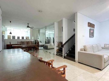 Rumah Jual Siap Huni Cluster Baru Posisi Sudut Raffles Hills Cibubur