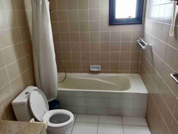 SEWA APARTEMEN PARK ROYALE EXECUTIVE JL GATOT SUBROTO JAKARTA PUSAT