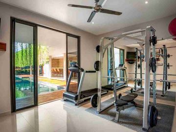 Villa Mewah Kerobokan Badung Bali