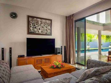 Villa Mewah Kerobokan Badung Bali