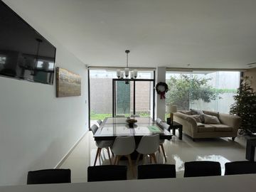 Casa en Renta Cumbres Allegro Sector Fogo en Monterrey, Nuevo León