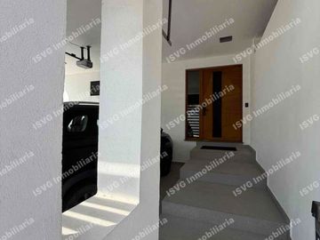 Casa Amueblada En Renta Cumbres Allegro