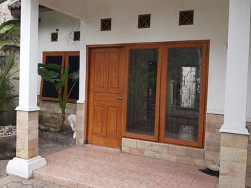Rumah Strategis Pinggir Jalan Aspal Belakang Samsat Sewon Harga Rp1,3 Miliar