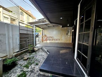 Disewakan Rumah Taman Harapan Indah Jelambar 2,5 Lantai Full Bangunan 4+2 KT | LT 165m² | LB 198m² | Parkir 2 Mobil