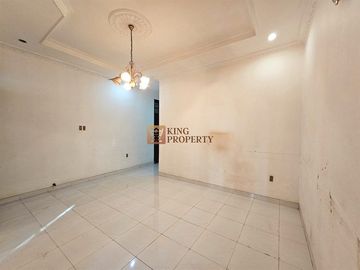 Disewakan Rumah Taman Harapan Indah Jelambar 2,5 Lantai Full Bangunan 4+2 KT | LT 165m² | LB 198m² | Parkir 2 Mobil