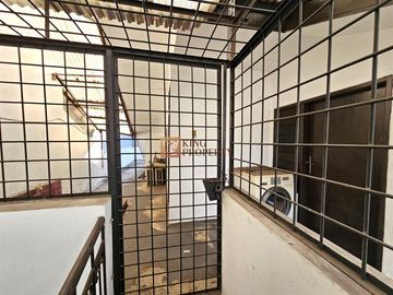 Disewakan Rumah Taman Harapan Indah Jelambar 2,5 Lantai Full Bangunan 4+2 KT | LT 165m² | LB 198m² | Parkir 2 Mobil