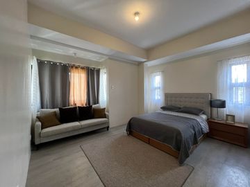 15.4M |  Ready For Occupancy  Brand New 4 Storey Compound Townhoue with 24/7 Security in San Juan Manila For Sale -  LSS
