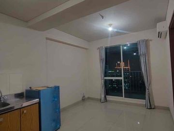 disewakan apartemen callia 1 kamar semi furnish