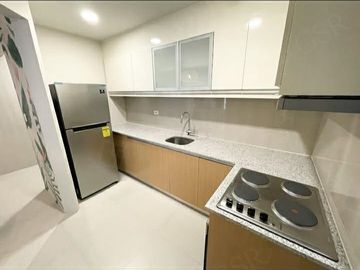 FULLY FURNISHED 2-BEDROOM FOR LEASE | UPTOWN RITZ, BGC