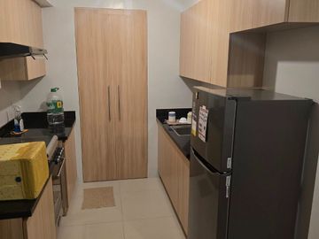 1 Bedroom with Parking Ayala Land Park Triangle Residences BGC Condo For Rent Good deal Furnished near International School Serendra Uptown EGP WGP