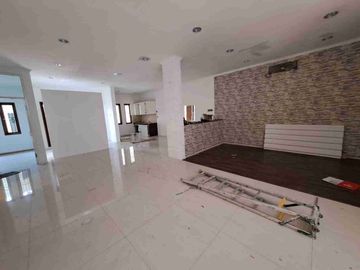 Sewa Rumah di Sektor 1A Gading Serpong Rapi sdh renov