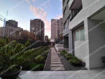 Arriendo departamento amoblado con estacionamiento y bodega paradero 14 de Vicuña Mackenna