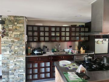 Arriendo apartamento la  Castellana - Laureles