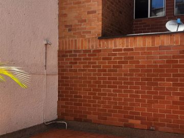 Arriendo apartamento la  Castellana - Laureles