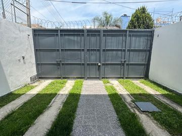 CASA EN VENTA O RENTA , EN COLONIA  EL FORTIN, ZAPOPAN , JALISCO.