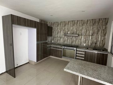 CASA EN VENTA O RENTA , EN COLONIA  EL FORTIN, ZAPOPAN , JALISCO.