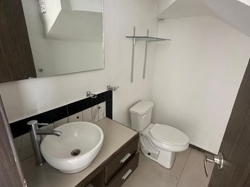 CASA EN VENTA O RENTA , EN COLONIA  EL FORTIN, ZAPOPAN , JALISCO.