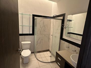 CASA EN VENTA O RENTA , EN COLONIA  EL FORTIN, ZAPOPAN , JALISCO.