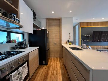 Apartamento en Arriendo en Loma de Escobero, Envigado Antioquia