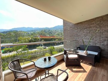 Apartamento en Arriendo en Loma de Escobero, Envigado Antioquia