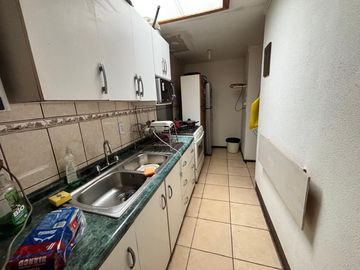 Casa en Venta con Departamento Interior, Ubicada en Pasaje Cerrado, Villa Andes, Temuco