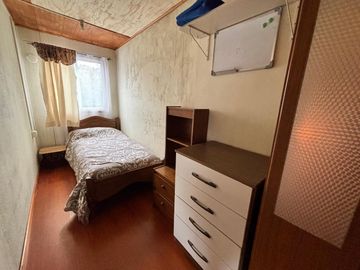 Casa en Venta con Departamento Interior, Ubicada en Pasaje Cerrado, Villa Andes, Temuco