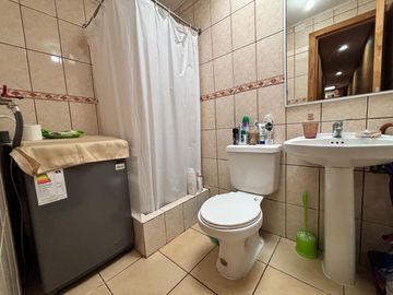 Casa en Venta con Departamento Interior, Ubicada en Pasaje Cerrado, Villa Andes, Temuco
