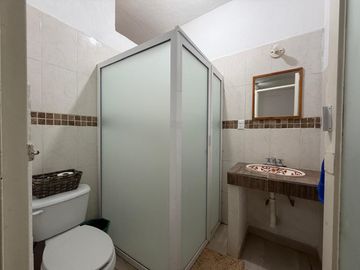 NUEVO LISTADO EN EL MERCADO!! 🔥🔥 Se vende propiedad de inversión sobre Carretera Federal 200, en la Peñita de Jaltemba. 🏢