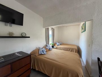 NUEVO LISTADO EN EL MERCADO!! 🔥🔥 Se vende propiedad de inversión sobre Carretera Federal 200, en la Peñita de Jaltemba. 🏢