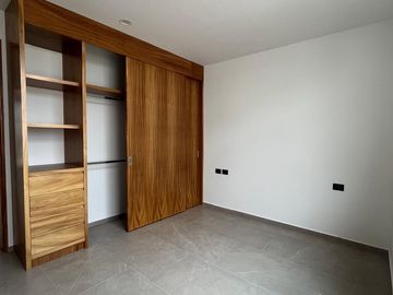 CASA EN VENTA DENTRO DE COTO EN SOARÉ, ZAPOPAN.