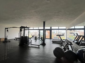 CASA EN VENTA DENTRO DE COTO EN SOARÉ, ZAPOPAN.