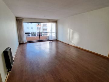 VENDO DEPARTAMENTO 4D, 3B , SECTOR PONIENTE , VIÑA DEL MAR