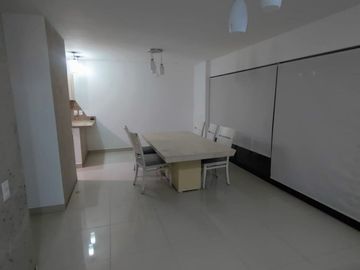 SANTA ROSA A  5 MINUTOS DE JURIQUILLA DOS CASAS EN RENTA AMUEBLADAS EN PRIVADA 3 REAMARAS 180 M2