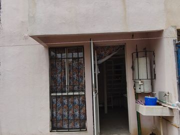 Casa en venta en Paseos de Chalco | Excelente ubicación y potencial de inversión- 2 recamaras y 1 baño