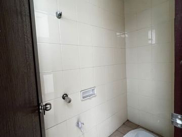 Sewa Rumah Green Lake City, 3 BR, Cluster Asia, Uk 6x16